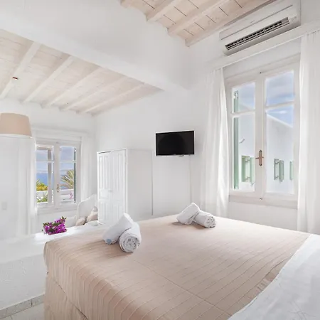 Fos Mykonos * Agios Ioannis Diakoftis