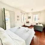 Fos Mykonos *
