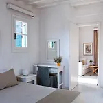 Fos Mykonos * Agios Ioannis Diakoftis