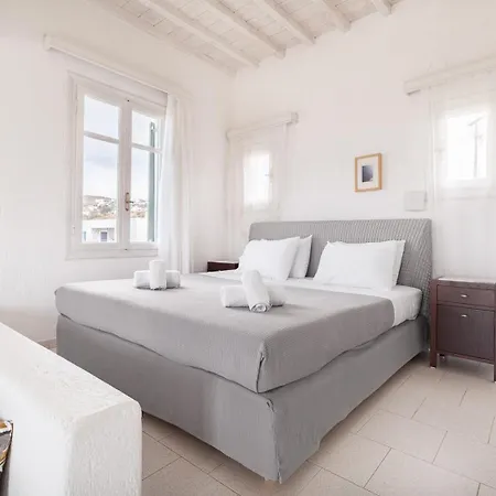 Fos Mykonos * Agios Ioannis Diakoftis