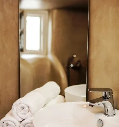 Fos Mykonos Agios Ioannis Diakoftis